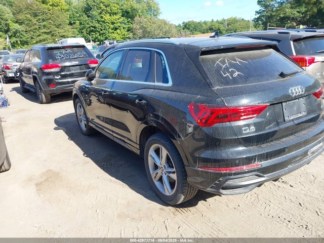 2022 AUDI Q3 WA1DECF38N1074073 Photo 2