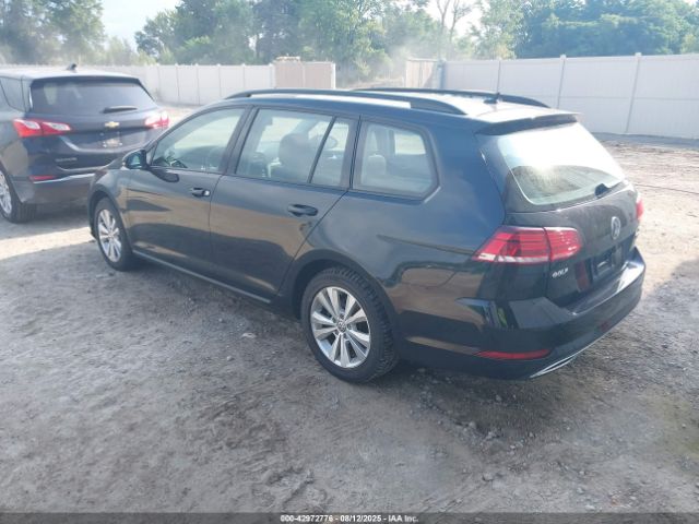 2018 VOLKSWAGEN GOLF SPORTWAGEN 3VW217AU1JM760417 Photo 2
