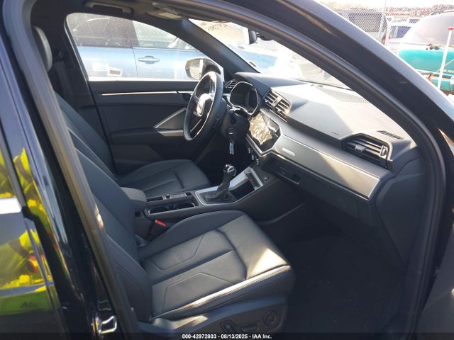 2025 AUDI Q3 WA1DECF32S1005343 Photo 4