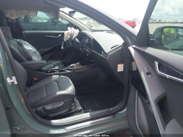 2024 KIA NIRO PLUG-IN HYBRID KNDCR3LFXR5146670 Photo 4