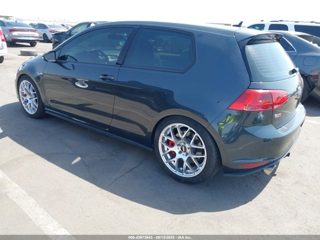 3VWY47AU7GM005931 Volkswagen 2016