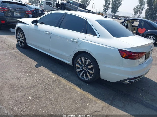 WAUABAF46MN007586 Audi 40 tfsi (2.0t)