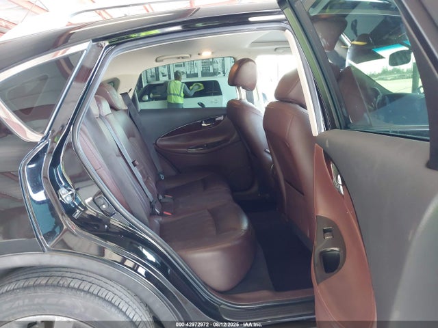 JN1BJ0RPXGM231015 Infiniti 2016