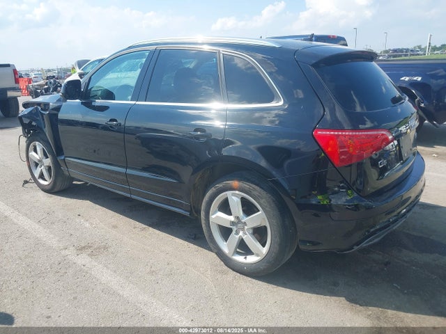 42973012 :رقم المزاد ، WA1DKAFP7BA032165 vin ، 2011 Audi Q5 3.2 Premium Plus مزاد بيع
