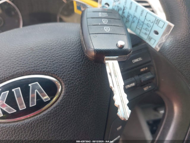 KIA dohc mpi nu 2015 KNAFX4A68F5353661 Image 11