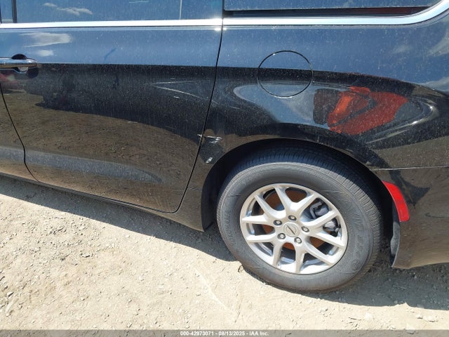 Chrysler Pacifica 2025 2C4RC1BGXSR530015 Image 21
