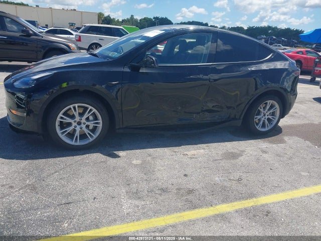 2023 TESLA MODEL Y 7SAYGDEE4PA175275 Photo 5