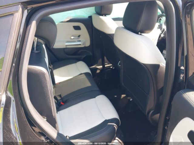 2021 MERCEDES-BENZ AMG GLA 45 W1N4N5DB3MJ222231 Photo 7