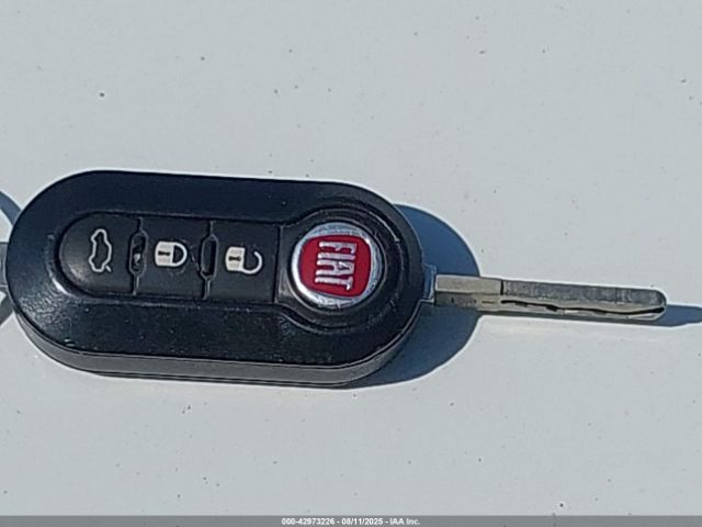 2015 FIAT 500 3C3CFFAR2FT733422 Photo 10