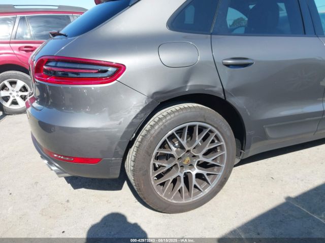2018 PORSCHE MACAN WP1AA2A53JLB21045 Photo 5