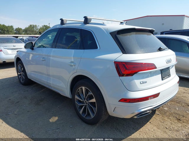 2022 AUDI Q5 WA1EAAFY4N2056115 Photo 2