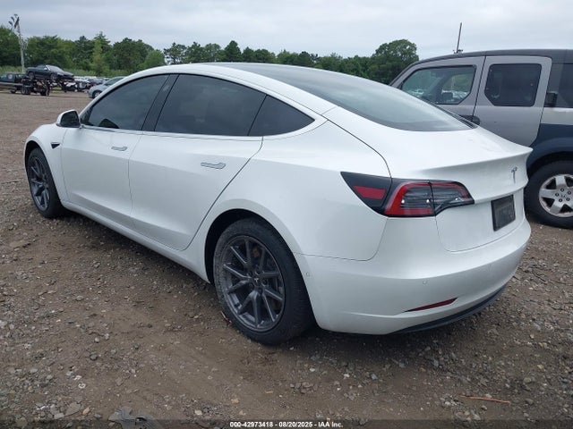 2020 TESLA MODEL 3 5YJ3E1EAXLF612220 Photo 2