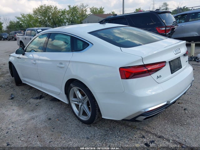 2021 AUDI A5 SPORTBACK WAUDACF58MA014731 Photo 2