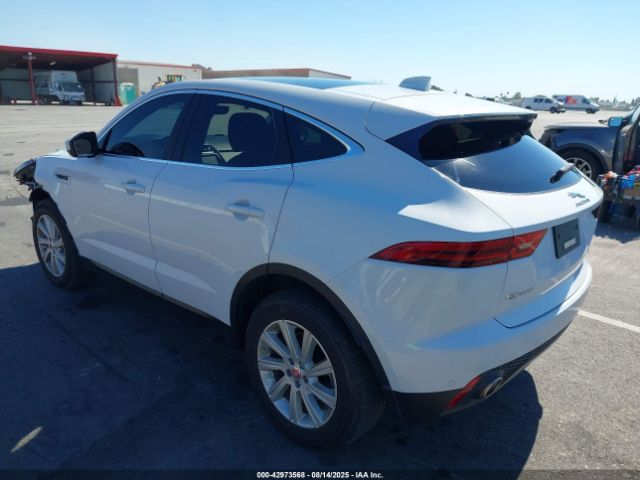 2018 JAGUAR E-PACE SADFJ2FX5J1Z30449 Photo 2