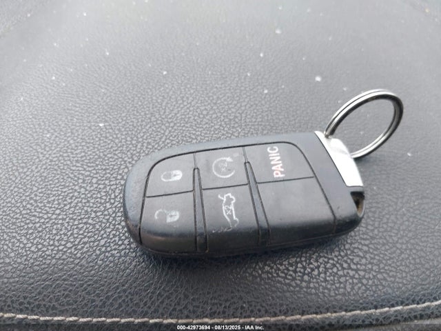 2C3CCAGG2HH637576 Chrysler 300