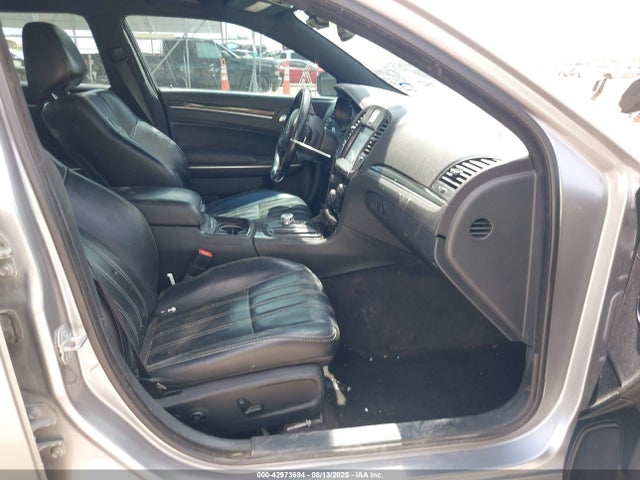 2C3CCAGG2HH637576 Chrysler 300