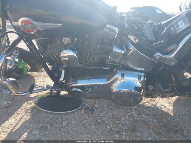 2016 HARLEY-DAVIDSON FLSTC 1HD1BWV14GB025757 Photo 8