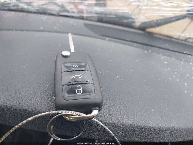 3VW267AJ7GM381678 Volkswagen 1.4t