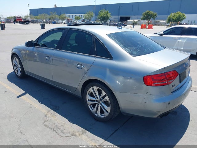 2011 AUDI A4 WAUAFAFL1BN053609 Photo 2