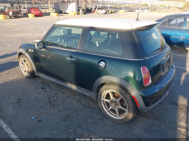 2003 MINI COOPER S WMWRE33433TD61458 Photo 2