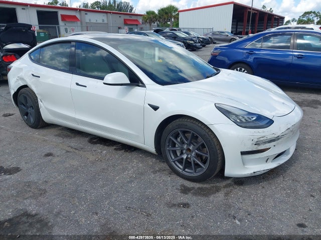2021 TESLA MODEL 3 5YJ3E1EA0MF851745 Photo 0