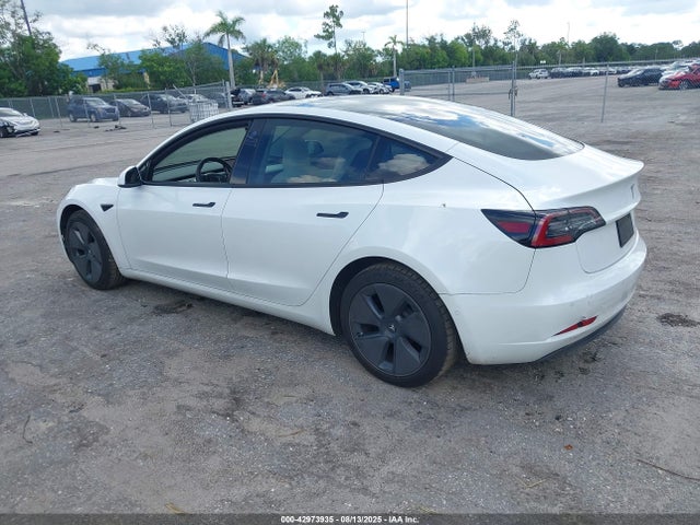 2021 TESLA MODEL 3 5YJ3E1EA0MF851745 Photo 2