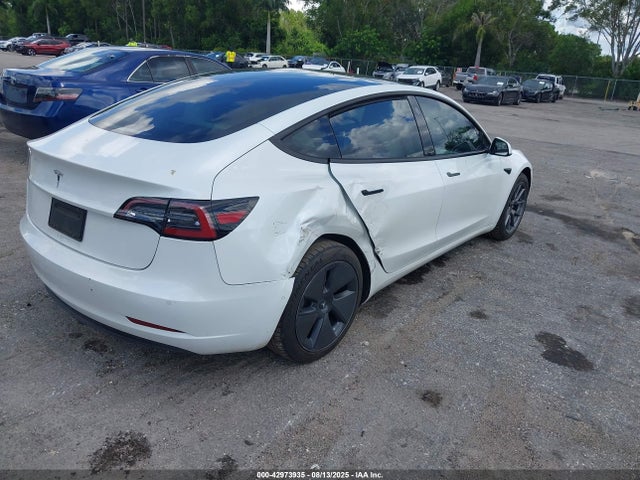 2021 TESLA MODEL 3 5YJ3E1EA0MF851745 Photo 3