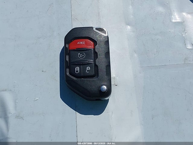 1C4HJXDG1LW251062 Jeep 2020