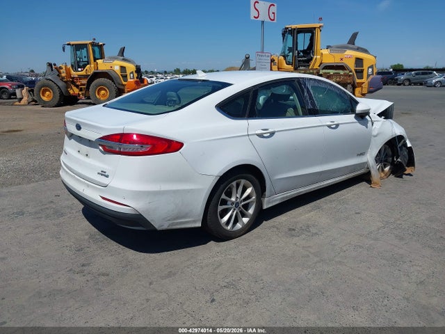 Auction sale of the 2019 Ford Fusion Hybrid Se, vin: 3FA6P0LU8KR262930, lot number: 42974014