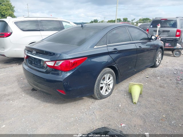 Hyundai gamma 2014 5NPEB4AC8EH873151 Image 4