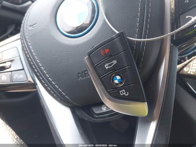 WBA33AG03PCL21827 BMW 530e