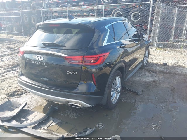 3PCAJ5M1XLF119830 Infiniti QX50