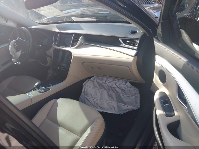 3PCAJ5M1XLF119830 Infiniti QX50