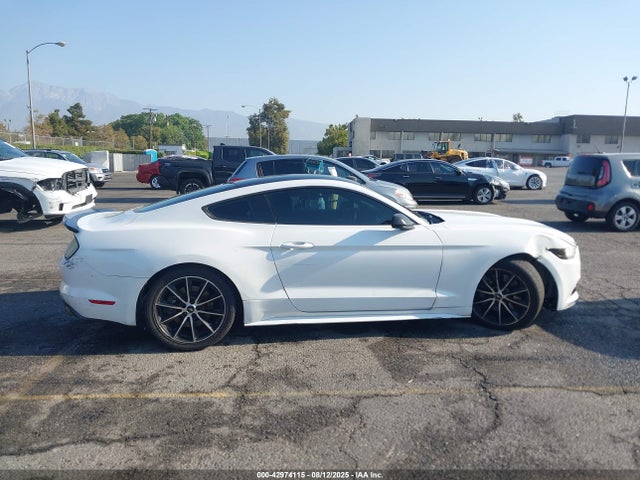 Ford 2.3l 4v premium fuel 2017 1FA6P8TH8H5344749 Image 13