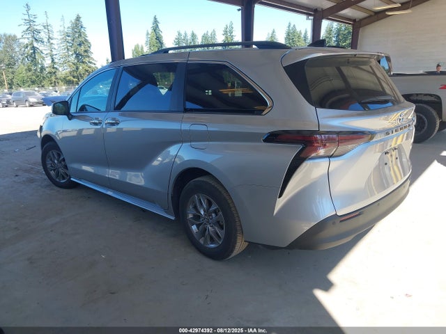 5TDYRKEC0RS211197 Toyota a25a-fxs
