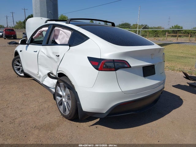 2023 TESLA MODEL Y 7SAYGAEE3PF915738 Photo 2