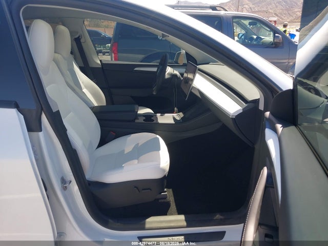 2024 TESLA MODEL Y 7SAYGDED3RF158514 Photo 4