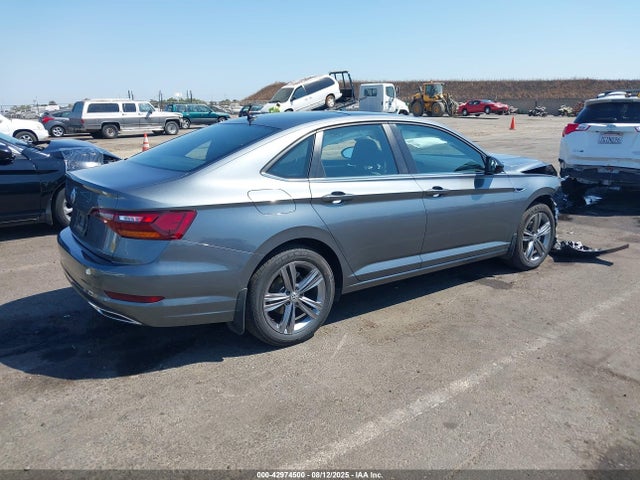 Volkswagen 1.4 tsi 2019 3VWC57BU5KM134183 Image 4