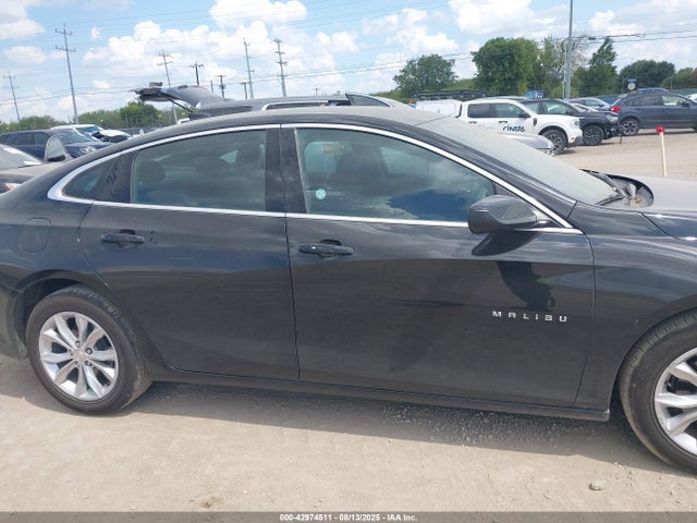 1G1ZD5ST3PF235220 Chevrolet lfv