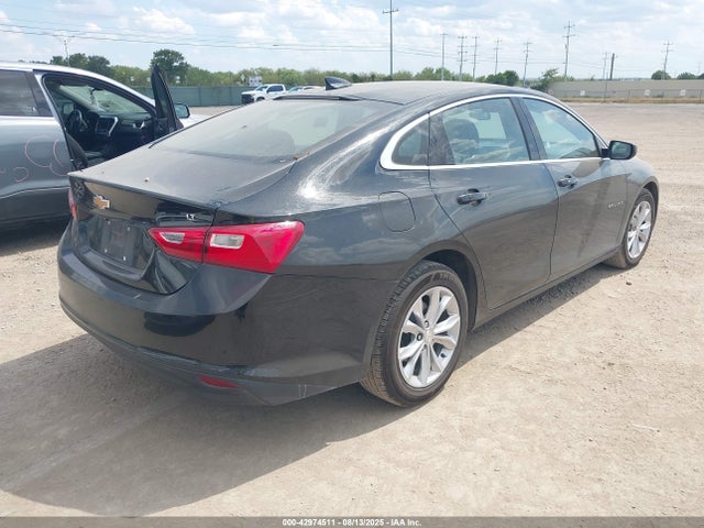 1G1ZD5ST3PF235220 Chevrolet lfv
