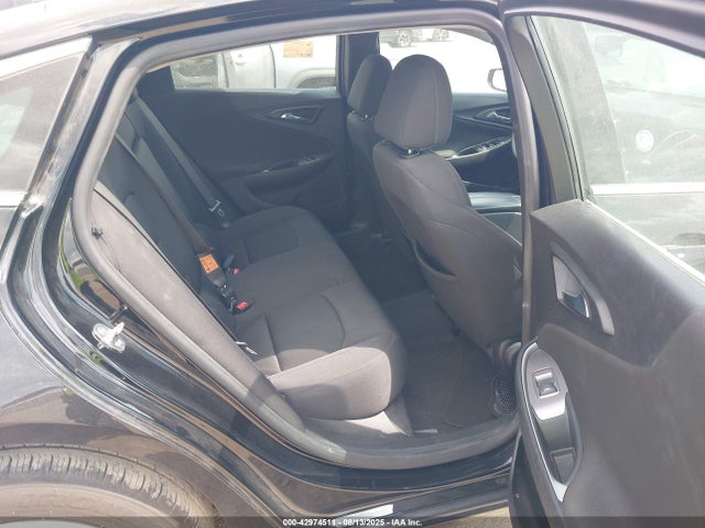 1G1ZD5ST3PF235220 Chevrolet lfv