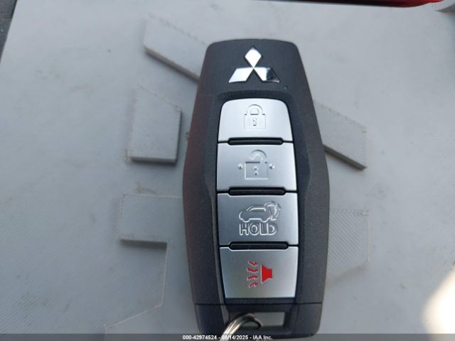 2023 MITSUBISHI OUTLANDER JA4J4UA80PZ056055 Photo 10