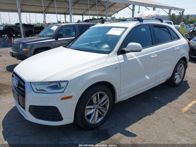 2018 AUDI Q3 WA1ECCFS2JR015193 Photo 1