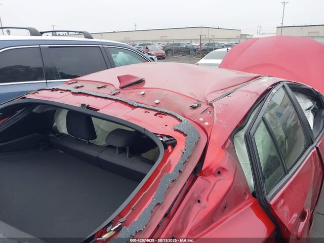 JTDKBRFU6J3082821 Toyota 2zr-fxe,1nm