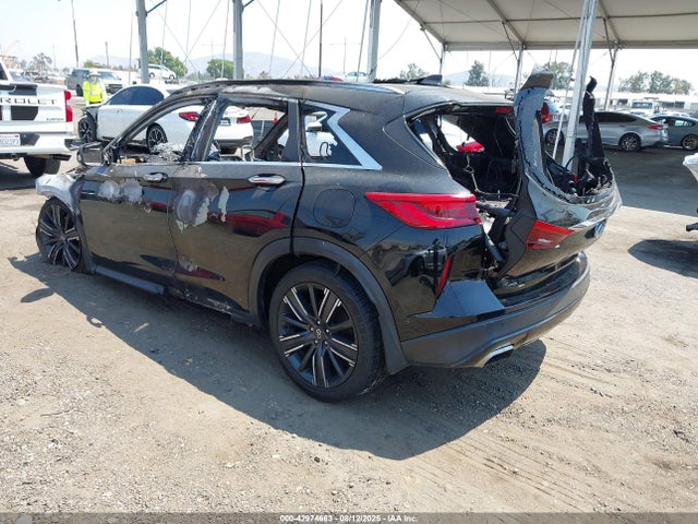 Infiniti 2021 2021 3PCAJ5BA8MF109429 Image 3
