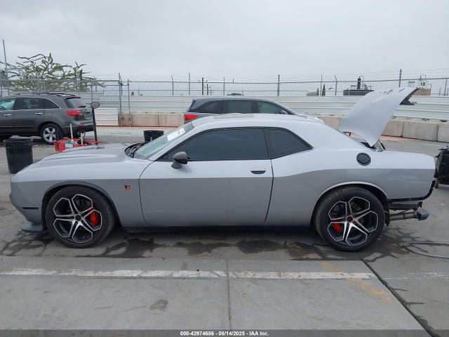 2C3CDZFJ2GH240330 Dodge Challenger