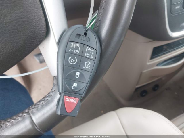 2016 CHRYSLER TOWN & COUNTRY 2C4RC1BG8GR298411 Photo 10