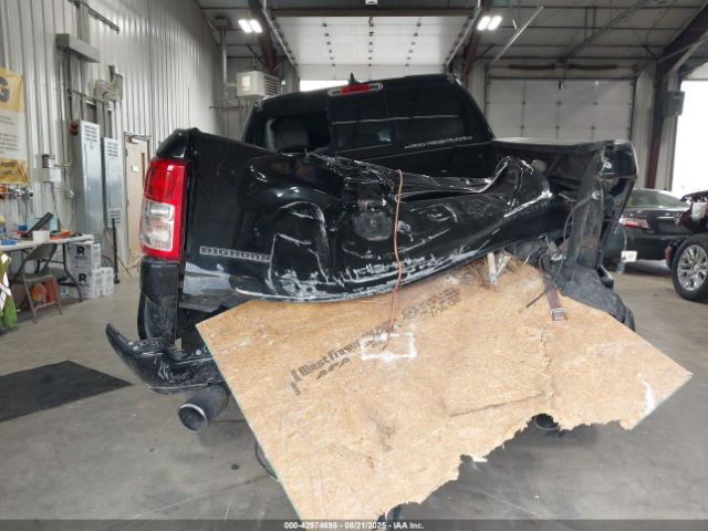 2022 RAM 1500 1C6SRFFT8NN128135 Photo 5