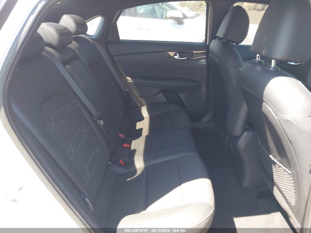 3KPF54AD8RE820688 KIA mpi nu