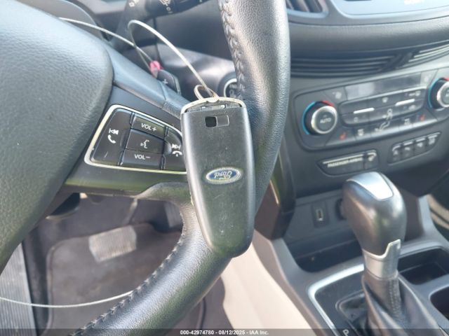 2017 FORD ESCAPE 1FMCU0J99HUA03820 Photo 10